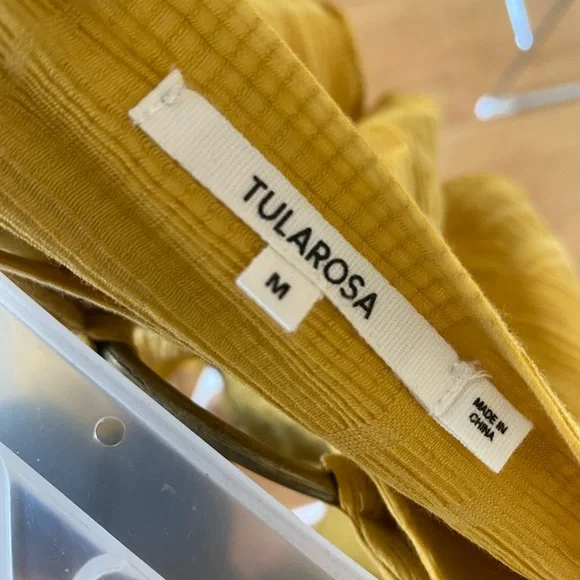 Revolve skirt - Picture 5 of 5